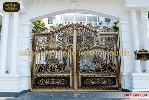 Sản phẩm cần bán: Bật mí cách chọn cổng nhôm đúc đẹp cho ngôi nhà -nhôm đúc Hoàng Nguyễn Nhomduchn-cong-trinh-tai-nha-anh-dinh-xuan-hai-thanh-pho-thai-nguyen-07